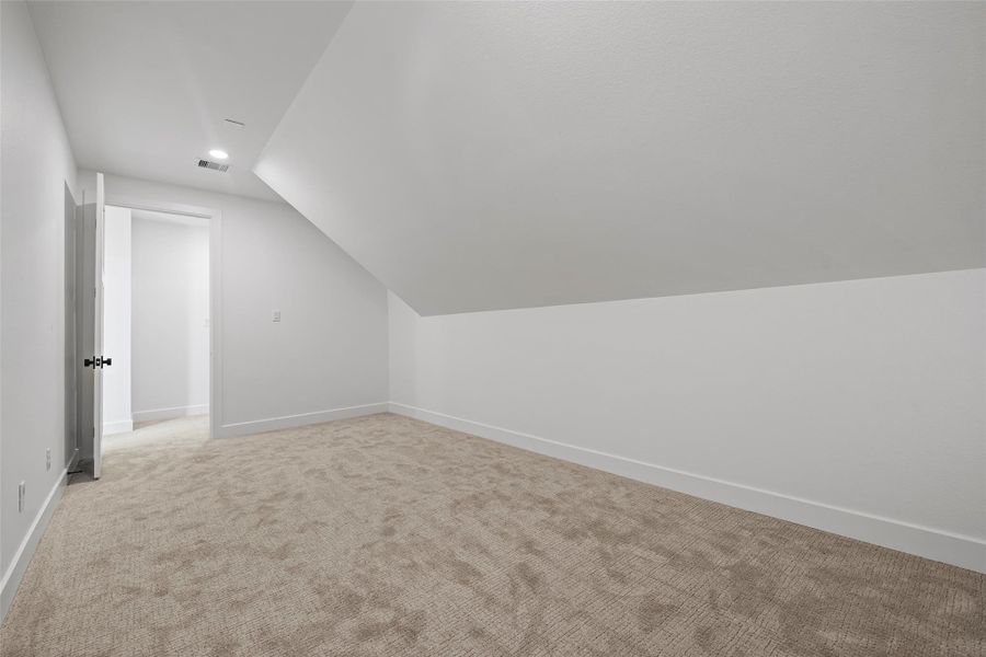 Upstairs Game/Media Room: Ideal for entertainment and relaxation, this versatile space is perfect for your home theater or game nights.