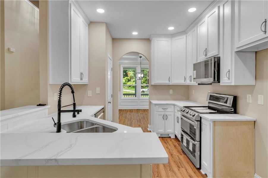 Furnished interior view inside a new home in , Conyers (Image 5).