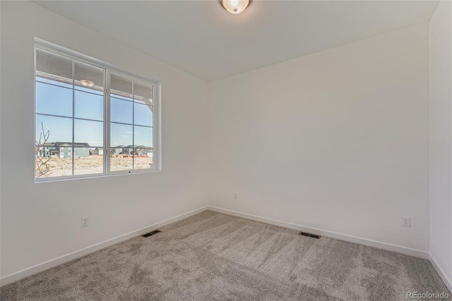 Spacious, unfurnished interior of a new home in Wolf Creek Run, Strasburg (Image 22).