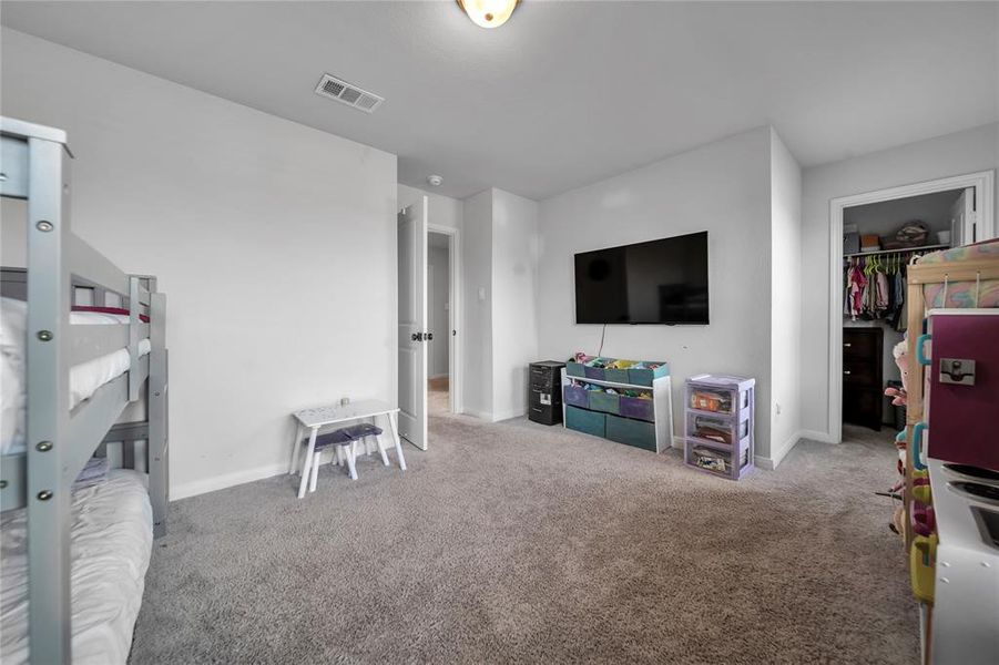 Furnished interior view inside a new home in Middlefield Village, Dallas (Image 17).