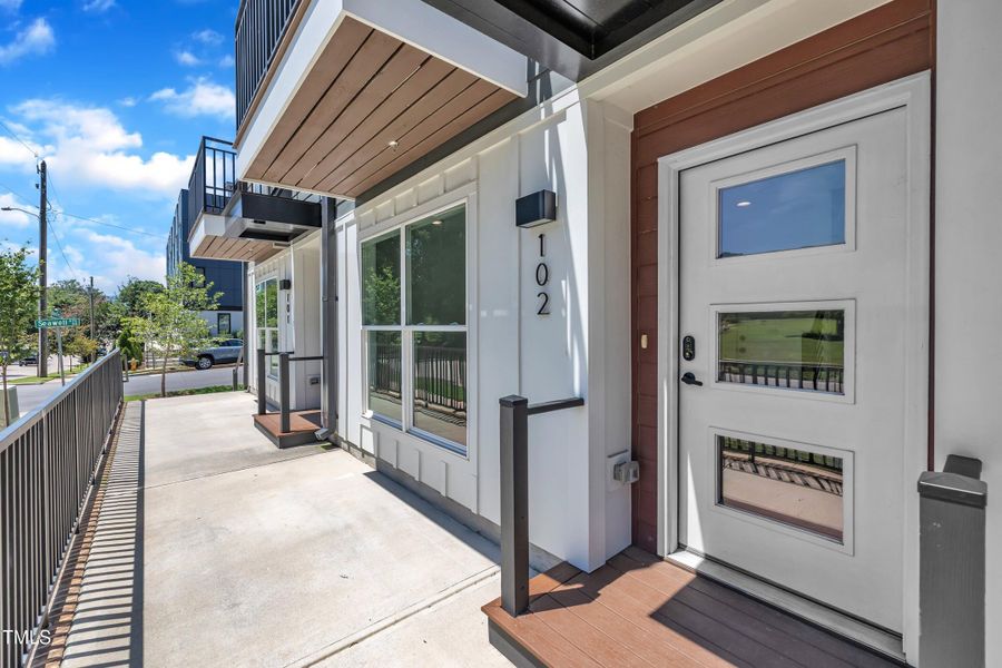 06-801 New Bern 102-43