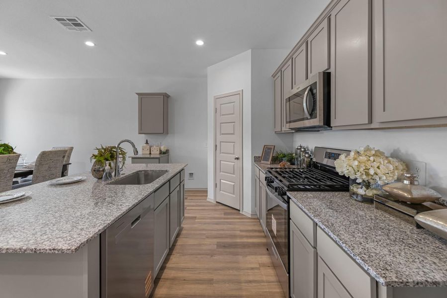 Furnished interior view inside a new home in Springwood, Beaumont (Image 17).