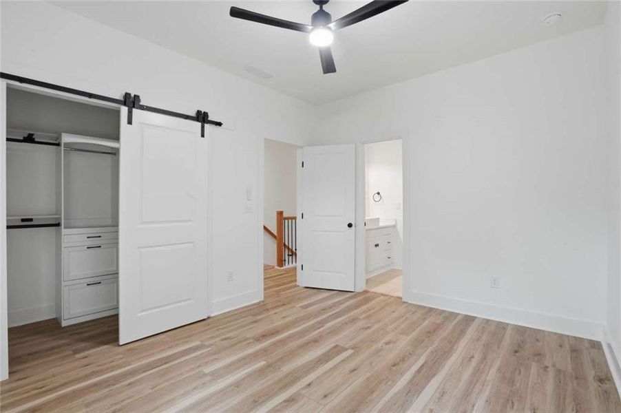 Spacious, unfurnished interior of a new home in , Atlanta (Image 20).