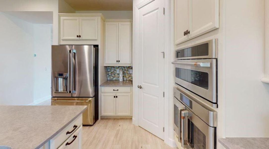 REPRESENTATIVE PHOTOS REPRESENTATIVE PHOTOS