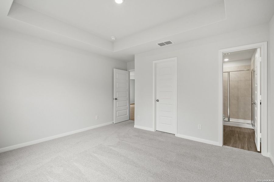 Spacious, unfurnished interior of a new home in Applewhite Meadows, San Antonio (Image 22).
