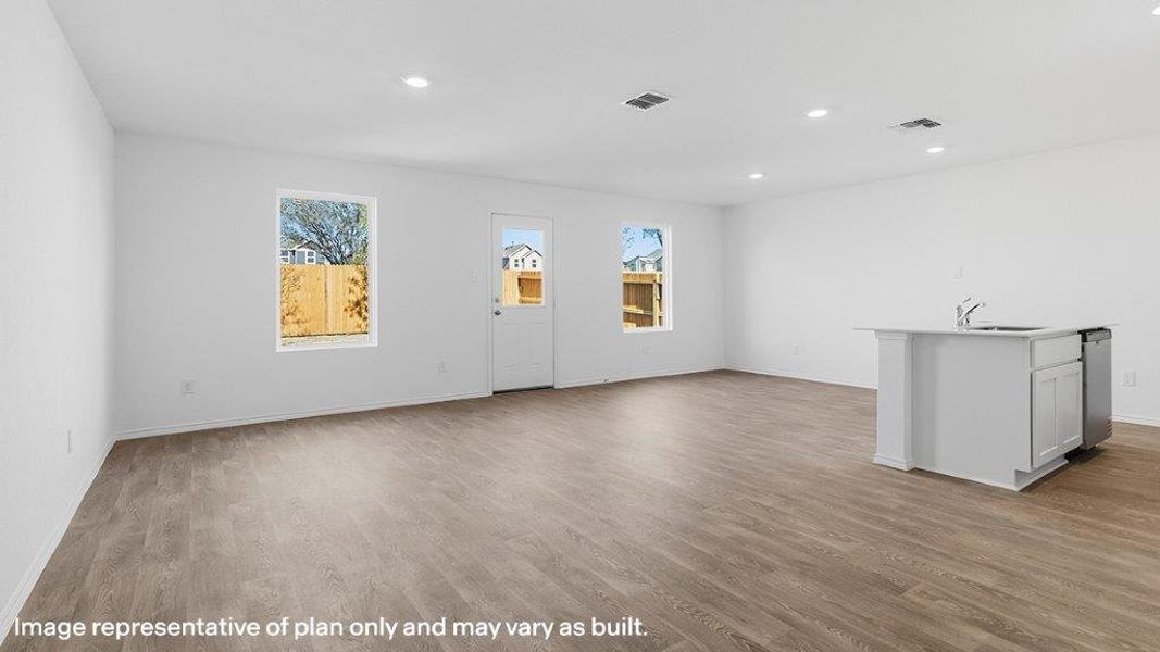Spacious, unfurnished interior of a new home in Blue Ridge Ranch, San Antonio (Image 18). Spacious, unfurnished interior of a new home in Blue Ridge Ranch, San Antonio (Image 18).