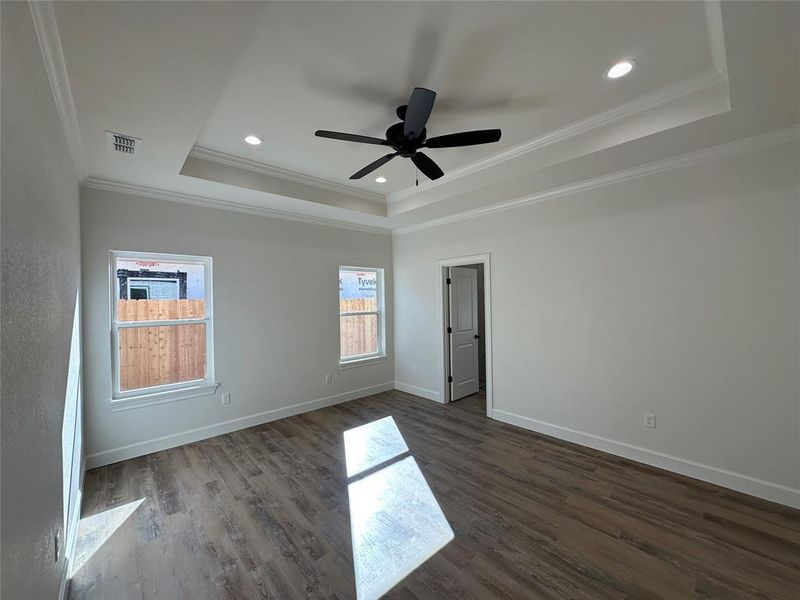 Spacious, unfurnished interior of a new home in , Abilene (Image 13).