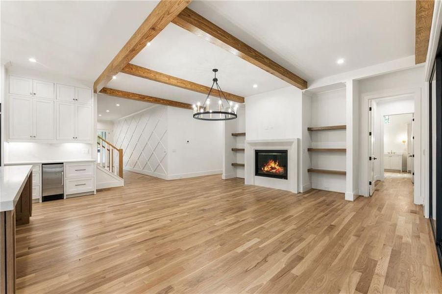 Spacious, unfurnished interior of a new home in , Acworth (Image 17).
