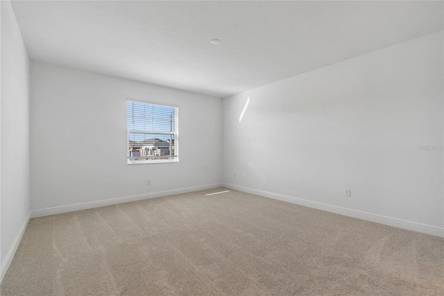 Spacious, unfurnished interior of a new home in SeaFlower, Bradenton (Image 17).