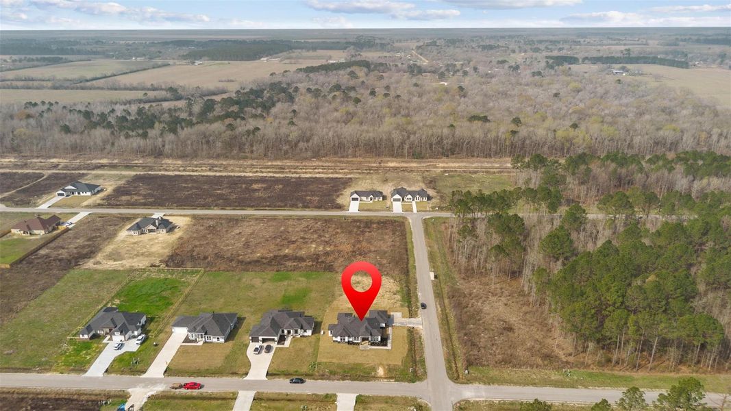 Exterior details and patio area of a home in , Dayton (Image 23).