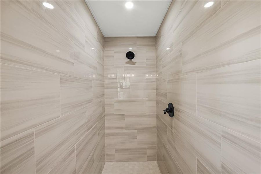 Close-up of interior finishes inside a home in , Atlanta (Image 16). Close-up of interior finishes inside a home in , Atlanta (Image 16).