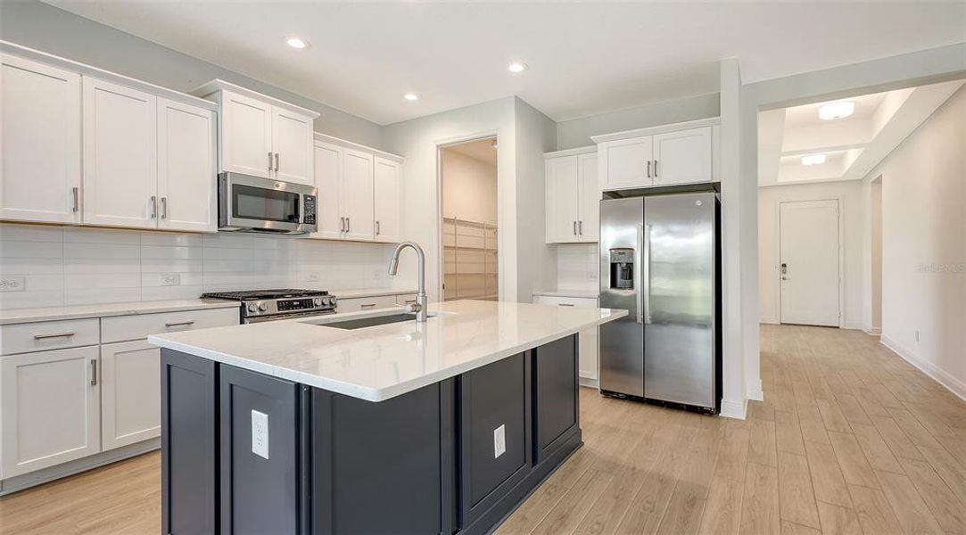 Furnished interior view inside a new home in Palm Grove, Lakewood Ranch (Image 11).