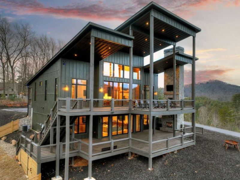 Exterior details and patio area of a home in , Mineral Bluff (Image 26).