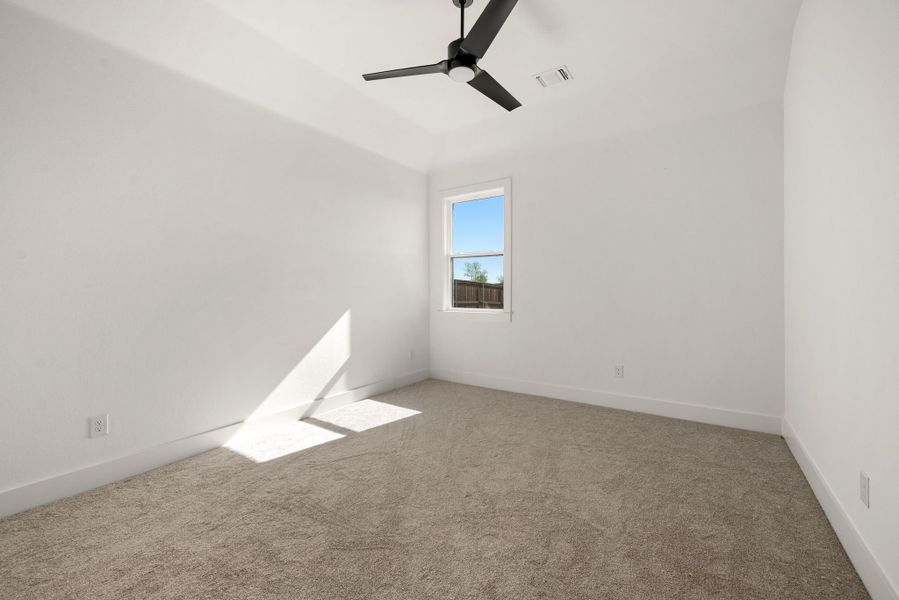 Spacious, unfurnished interior of a new home in NorthGlen, Haslet (Image 46).