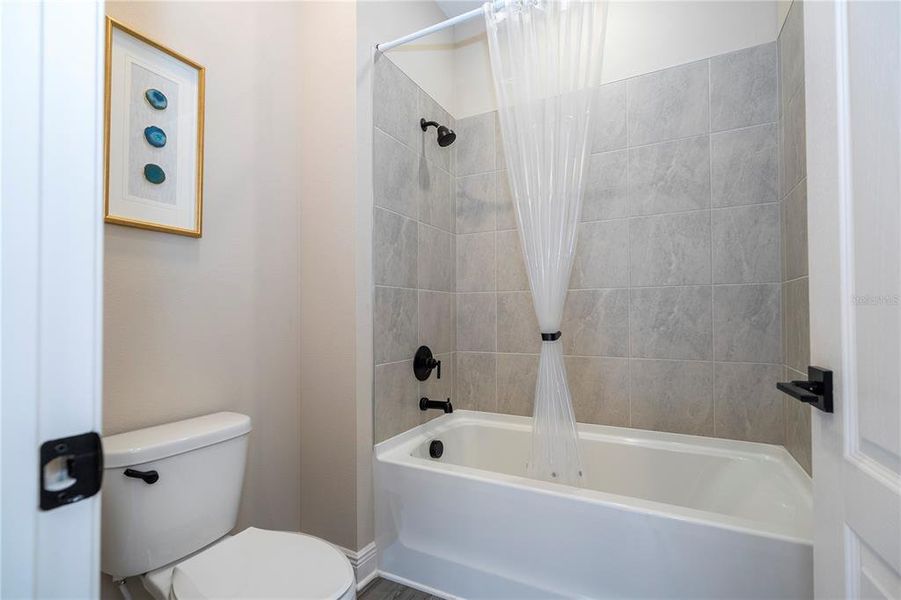 Furnished interior view inside a new home in , Kissimmee (Image 47).