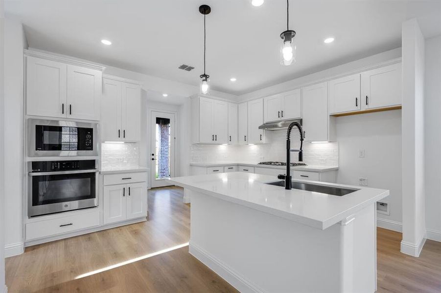 1104 Broomsedge Mews ~ Ready Now 1104 Broomsedge Mews ~ Ready Now