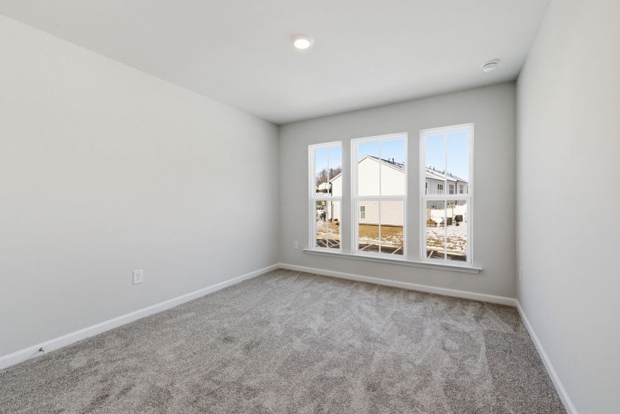 Spacious, unfurnished interior of a new home in Flemingfield, Greensboro (Image 37).