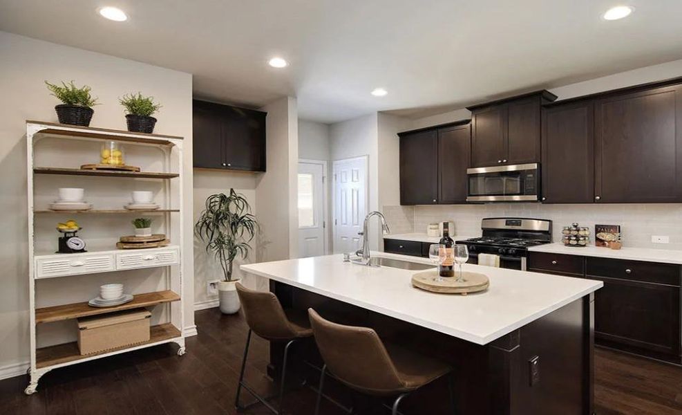 Furnished interior view inside a new home in Emory Crossing 40s, Hutto (Image 9).