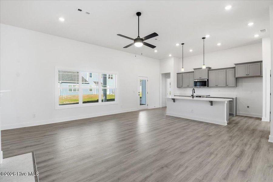 Spacious, unfurnished interior of a new home in Wood Creek, Leland (Image 12).
