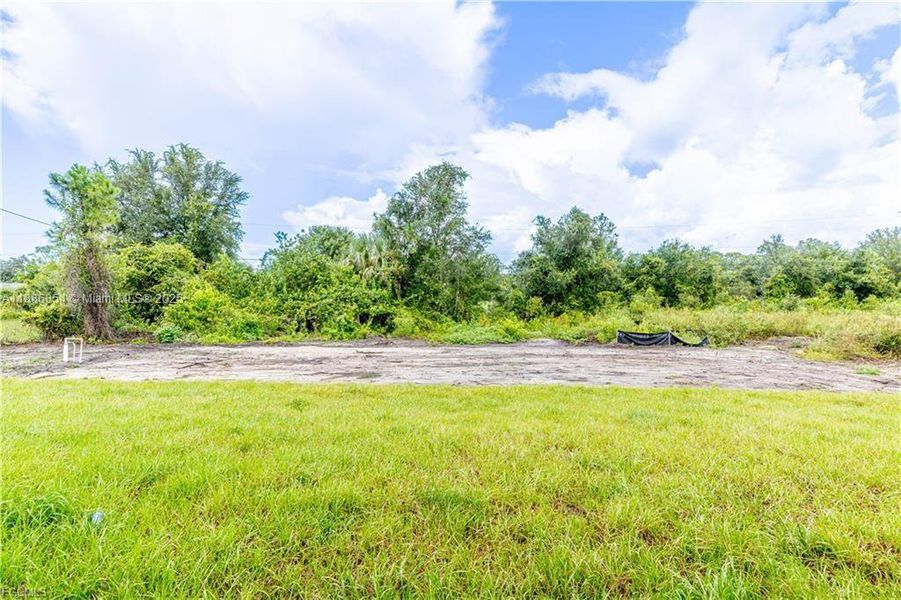 Natural landscape and outdoor views near  in Lehigh Acres (Image 18).