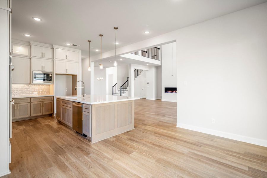 Furnished interior view inside a new home in Sienna 70′ Lots, Missouri City (Image 8).