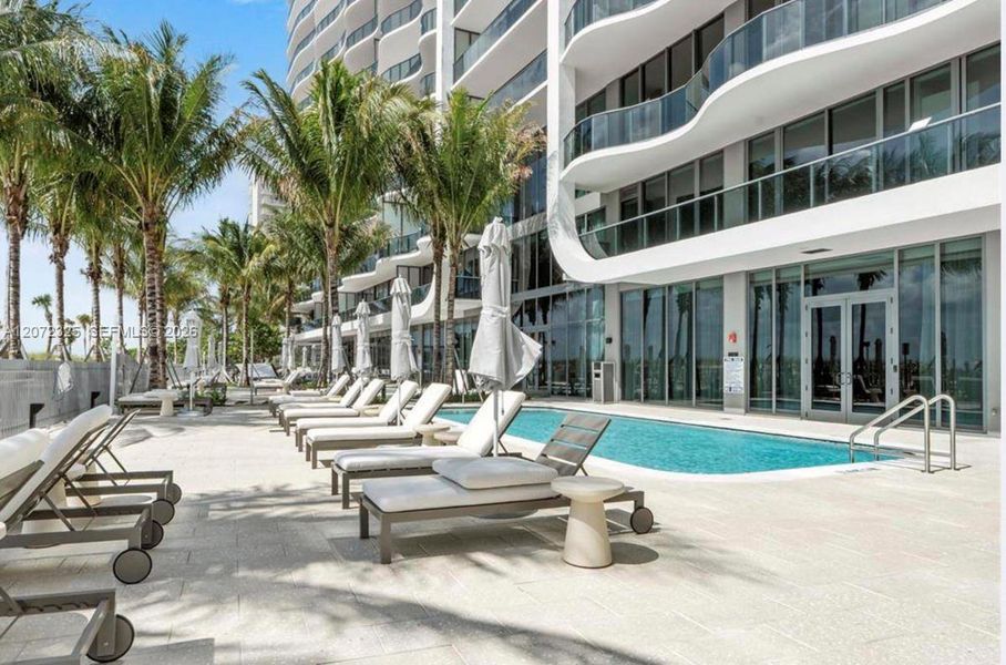 Oceanfront Pool