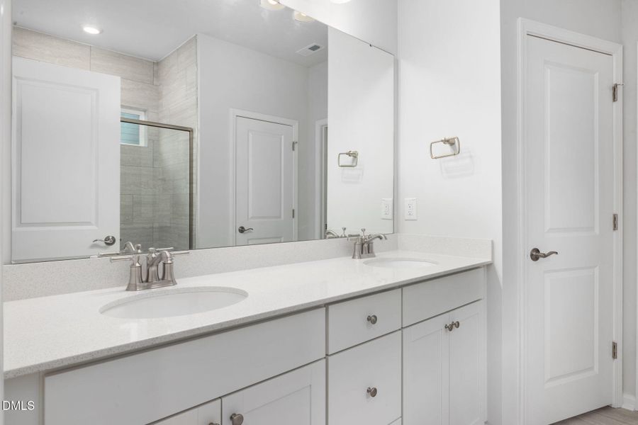 14-web-or-mls-7K5A5984