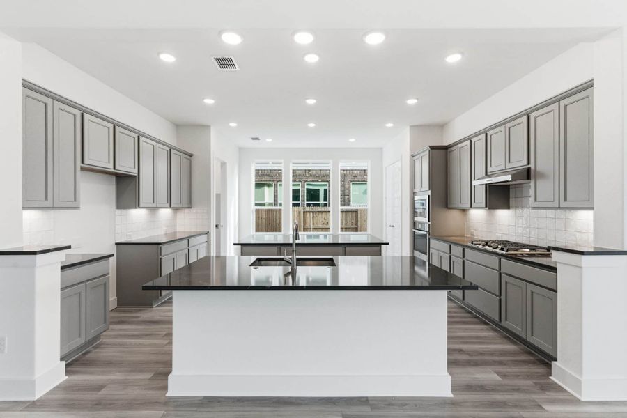 Furnished interior view inside a new home in Buffalo Crossing, Cibolo (Image 5).
