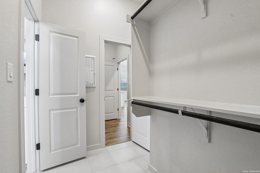 Furnished interior view inside a new home in Stream Waters, Seguin (Image 9).