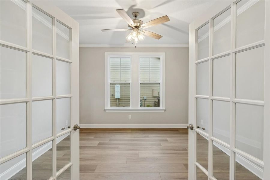 Spacious, unfurnished interior of a new home in Sinclair at Crawford Creek, Grovetown (Image 23).
