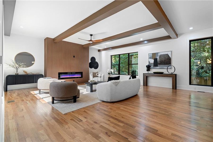Image 82 of a home in .