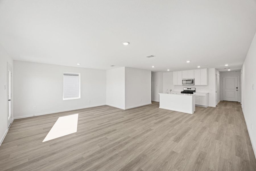Spacious, unfurnished interior of a new home in The Canopies, Splendora (Image 14). Spacious, unfurnished interior of a new home in The Canopies, Splendora (Image 14).