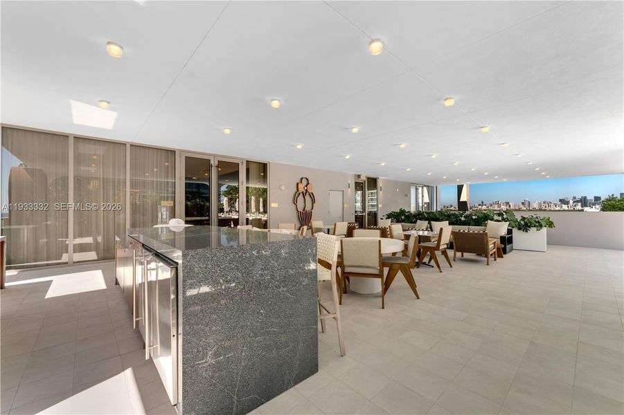 Community amenities in , Miami (Image 40).