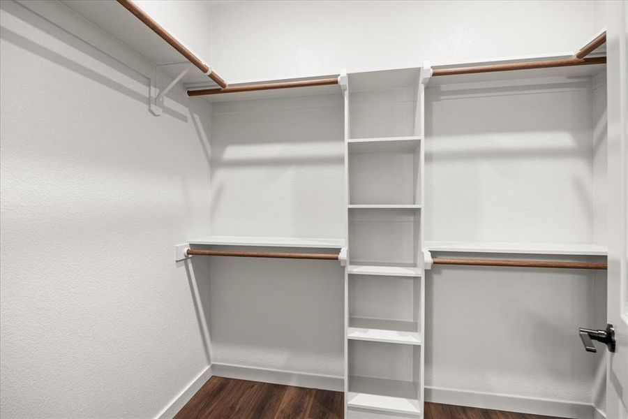 Spacious, unfurnished interior of a new home in , Granbury (Image 29). Spacious, unfurnished interior of a new home in , Granbury (Image 29).