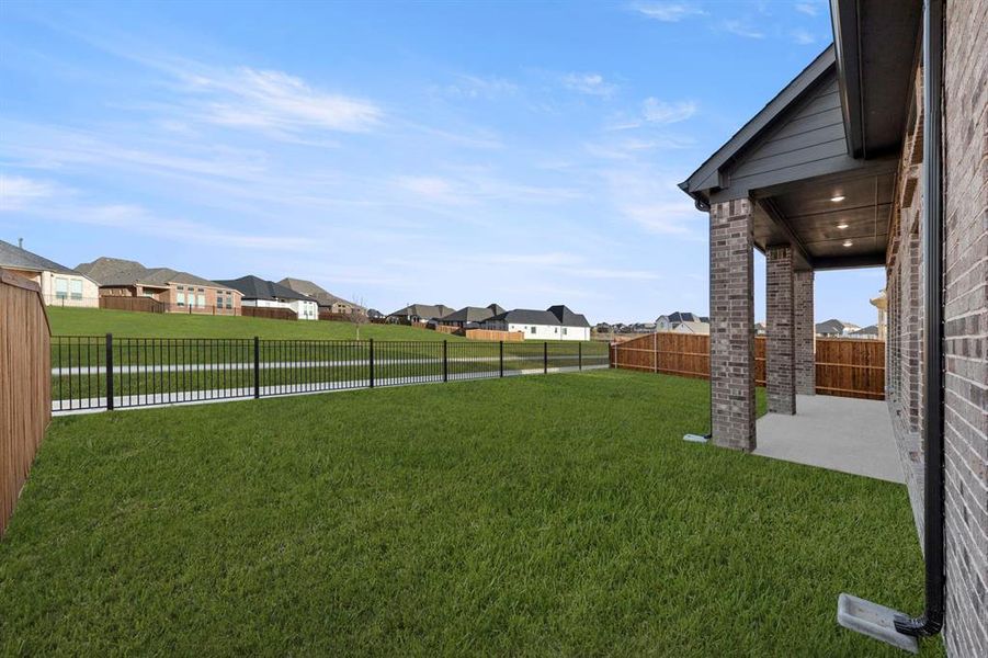 27. 1433 Kirkdale - Back (2)