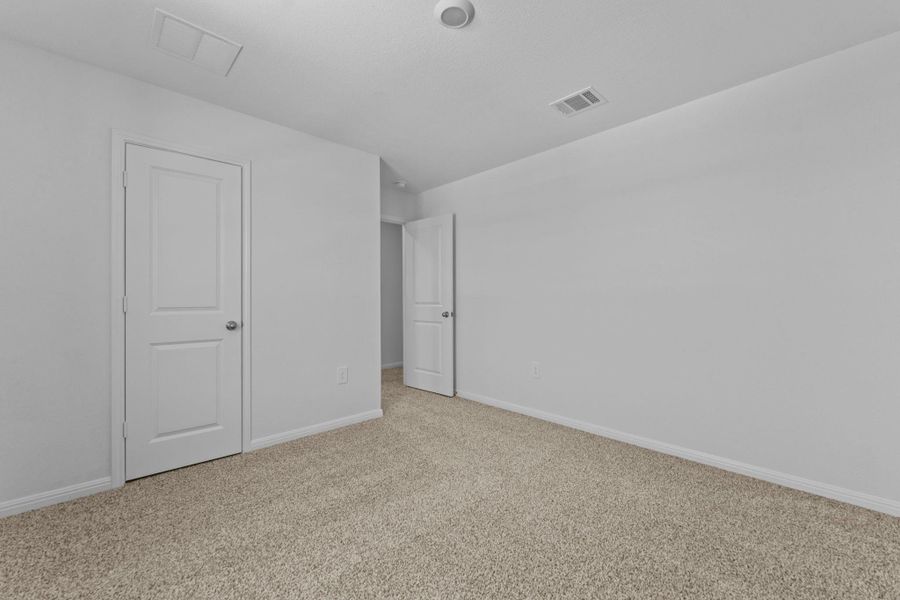 Spacious, unfurnished interior of a new home in Palomino, Manor (Image 32).