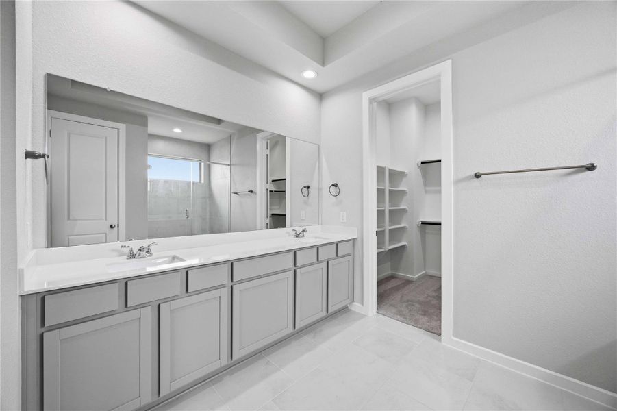 Furnished interior view inside a new home in Lago Mar  50'  &  55', Texas City (Image 11).