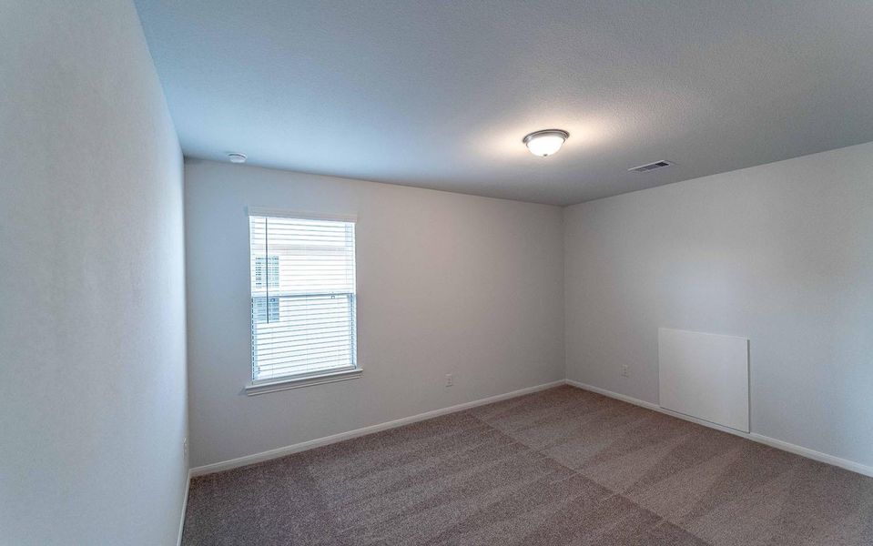 Spacious, unfurnished interior of a new home in Bay Creek, Baytown (Image 9). Spacious, unfurnished interior of a new home in Bay Creek, Baytown (Image 9).