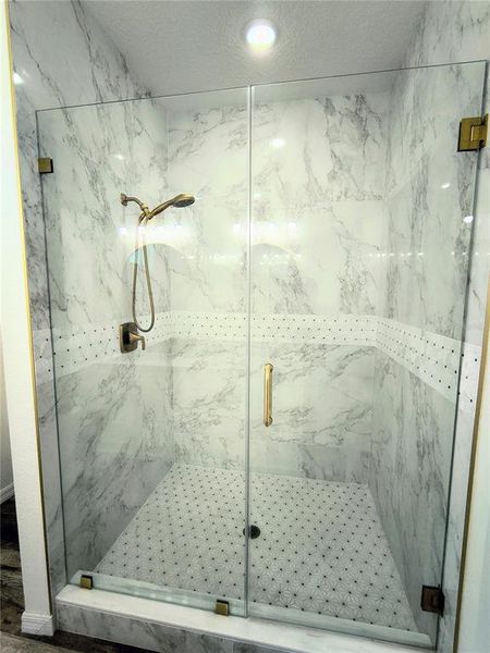 Image 21 of a home in .