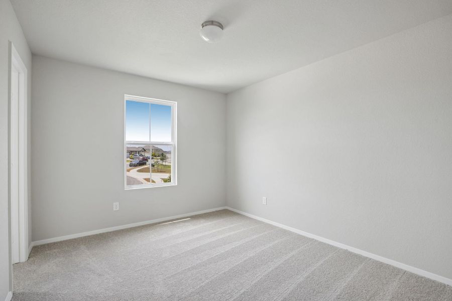 Spacious, unfurnished interior of a new home in Cloverleaf, Austin (Image 25). Spacious, unfurnished interior of a new home in Cloverleaf, Austin (Image 25).