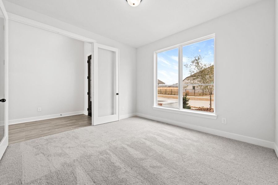 Representative image. Features, specifications, selections and colors may vary. Representative image. Features, specifications, selections and colors may vary.