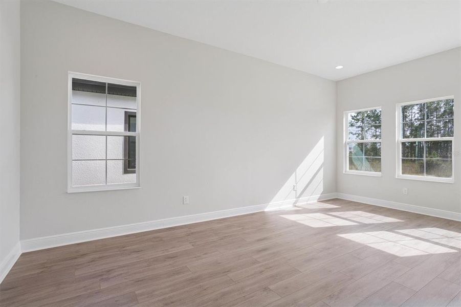 Spacious, unfurnished interior of a new home in Two Rivers, Zephyrhills (Image 24).
