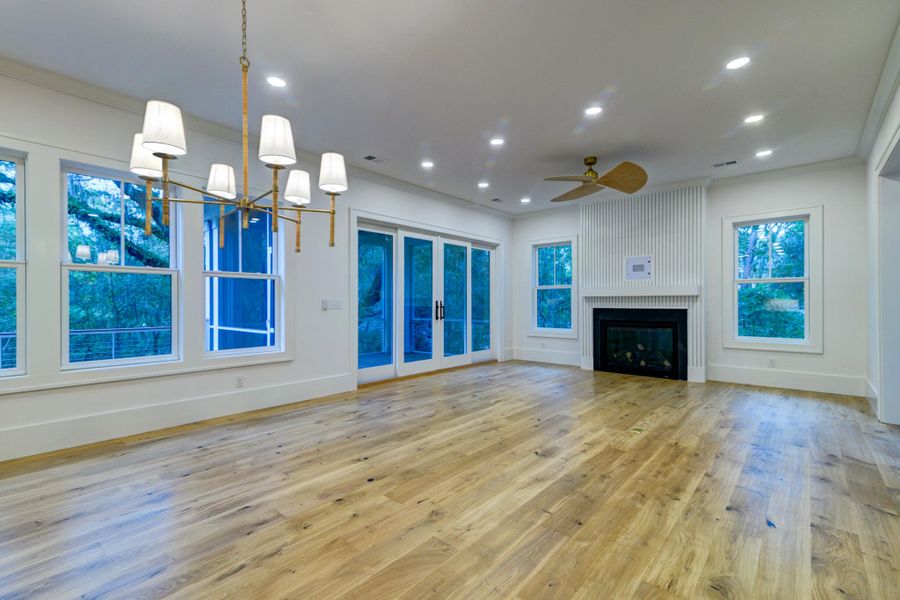 Spacious, unfurnished interior of a new home in , Seabrook Island (Image 25).
