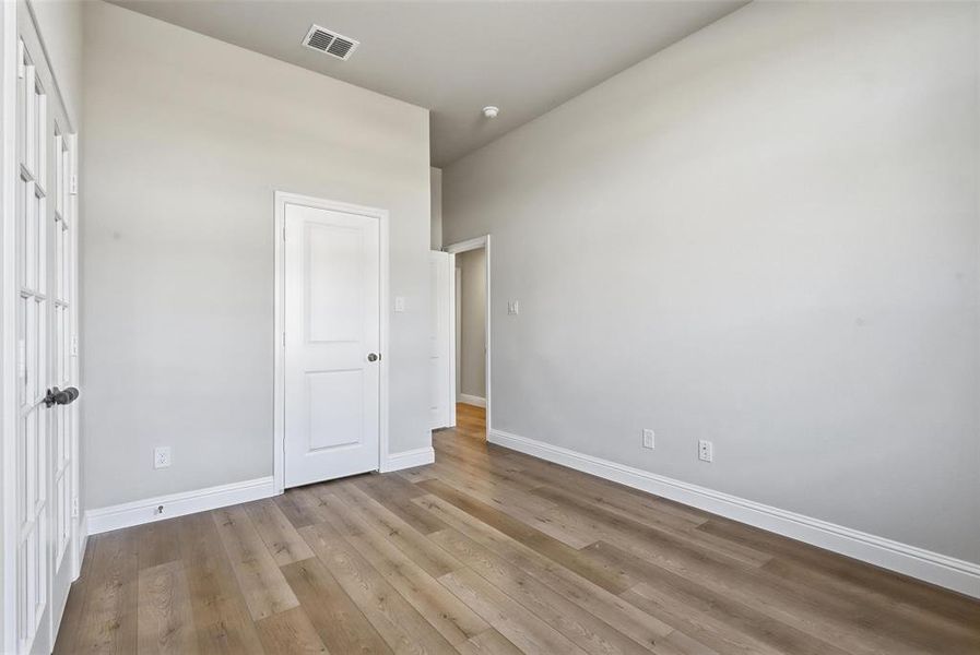 Spacious, unfurnished interior of a new home in Stoneview, Glen Rose (Image 19). Spacious, unfurnished interior of a new home in Stoneview, Glen Rose (Image 19).