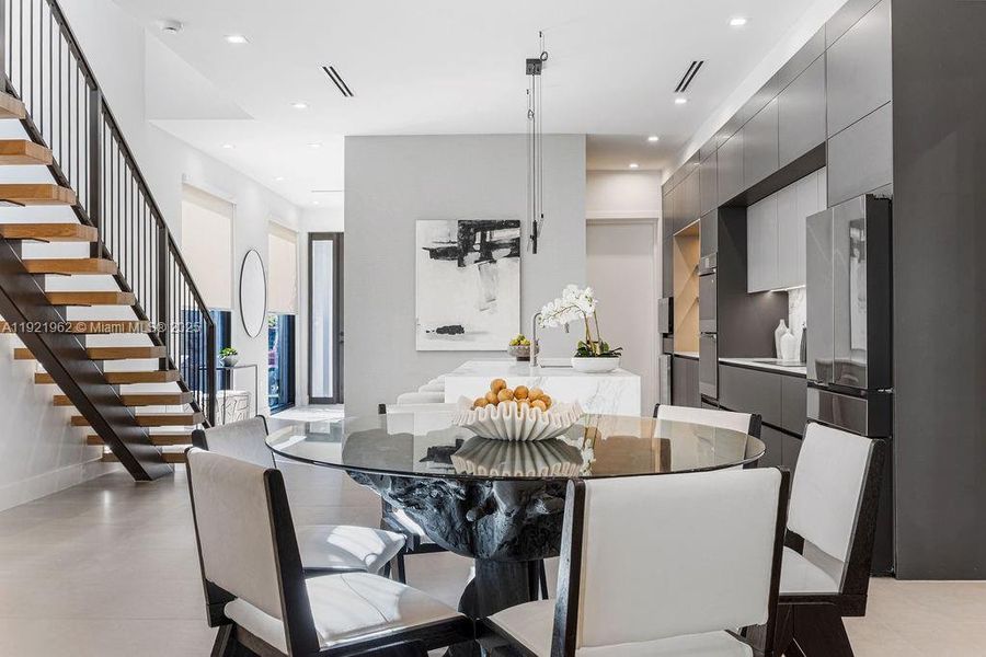 Furnished interior view inside a new home in , Fort Lauderdale (Image 43).