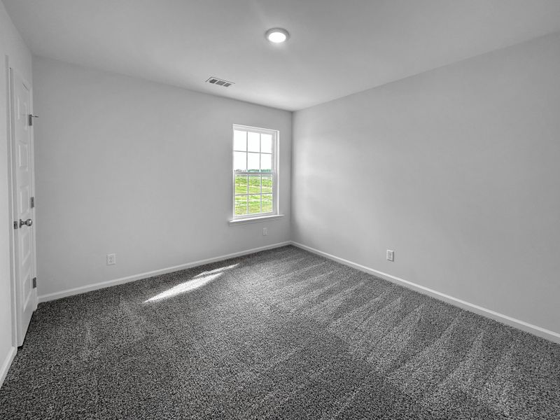 Spacious, unfurnished interior of a new home in Doctor's Creek, Ludowici (Image 16).