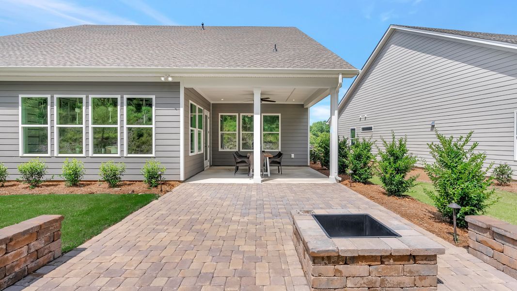 Back Exterior and Covered Lanai | Model images form sister community Back Exterior and Covered Lanai | Model images form sister community