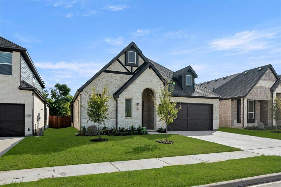 2209 Pelican- Front-2