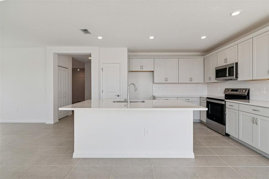 Furnished interior view inside a new home in Southpointe, Palmetto (Image 7).