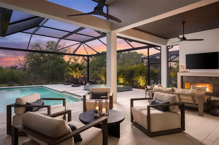 Exterior details and patio area of a home in , Sarasota (Image 3).